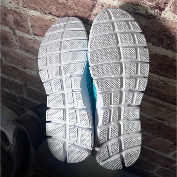 womens 7.5 - running shoes - Picture 4 of 5